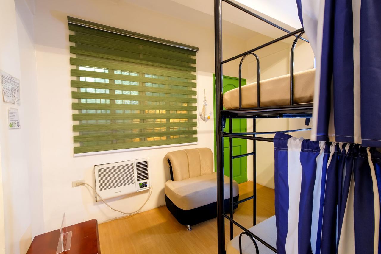 Zen Hostel Vicente Cruz มะนิลา ภายนอก รูปภาพ